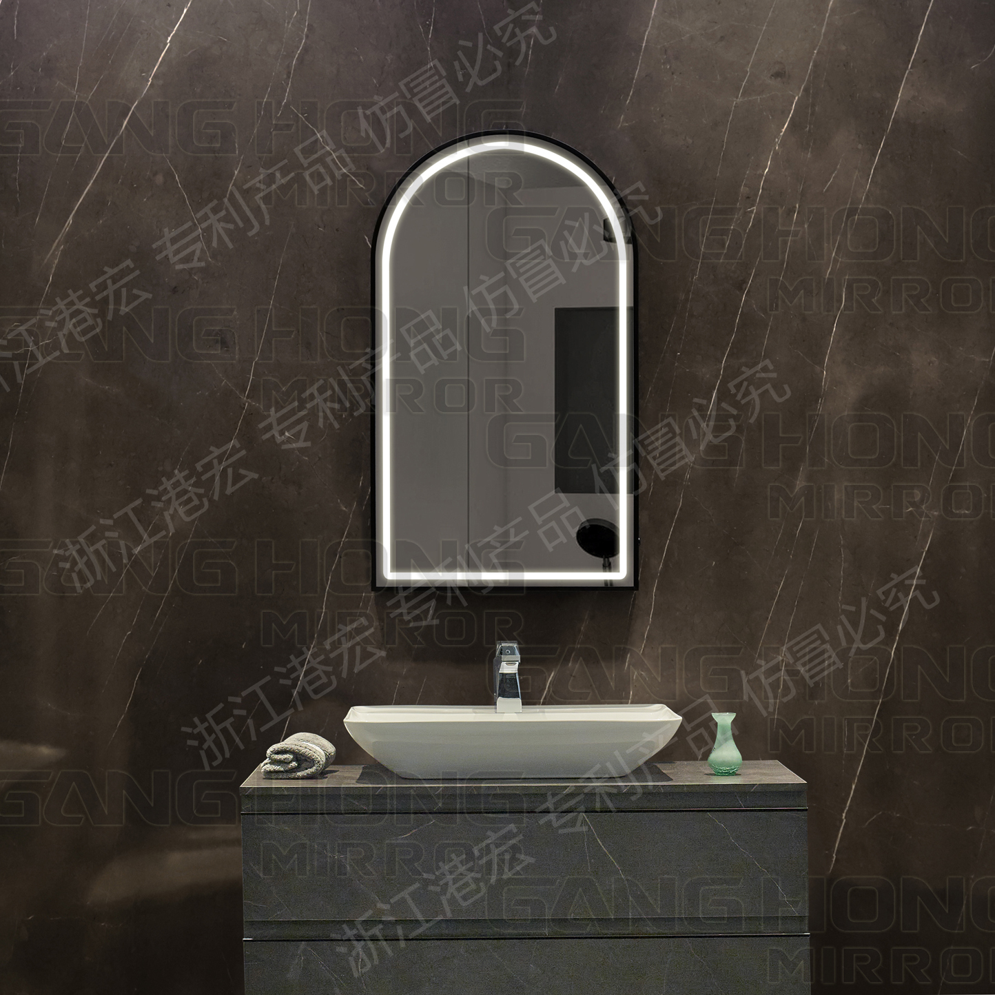 Aluminum frame smart mirror Featured Image